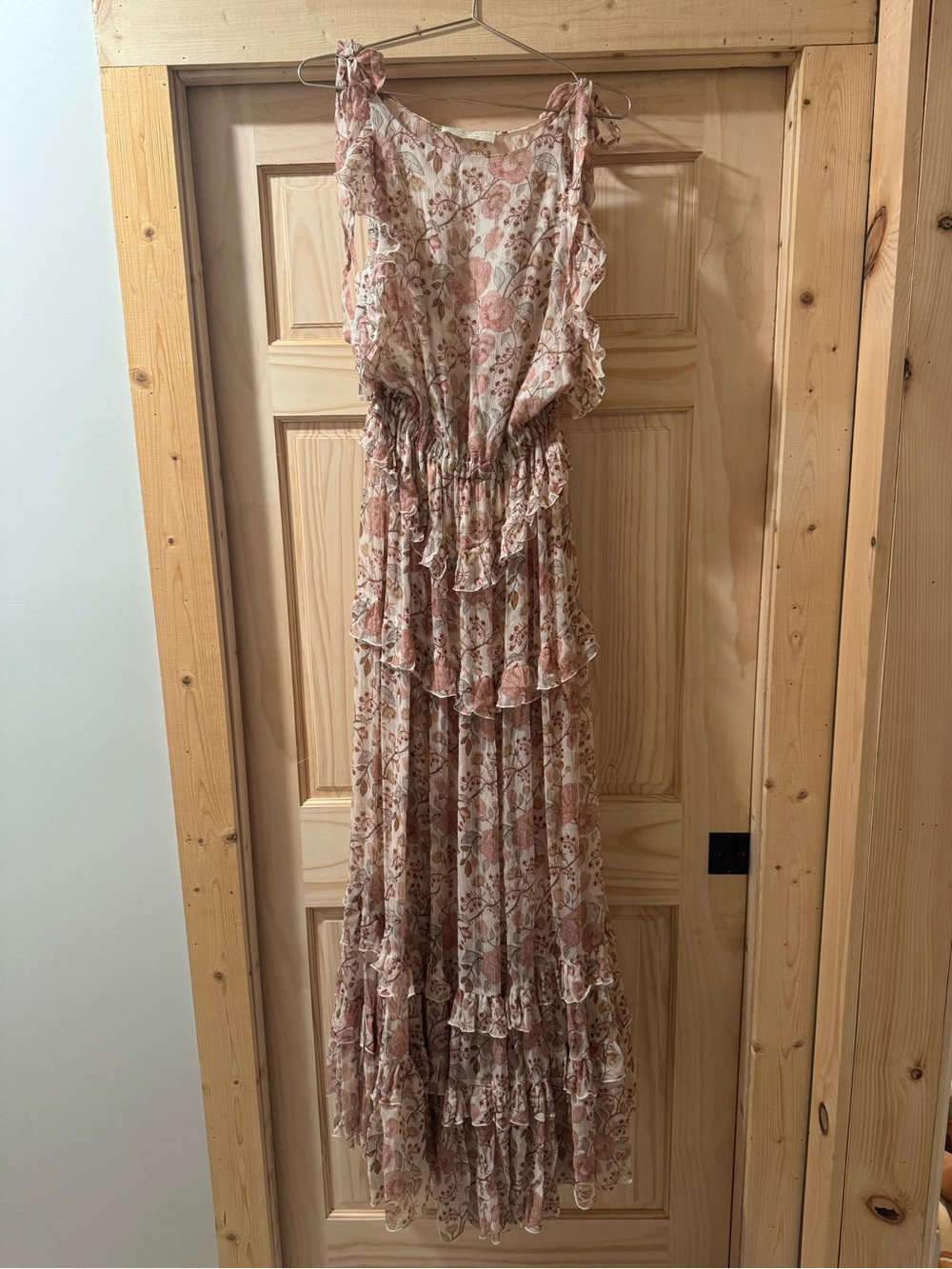Alessia Zamattio Women's Pink Silk Floral Ruffled
Maxi Dress Size IT44/US8